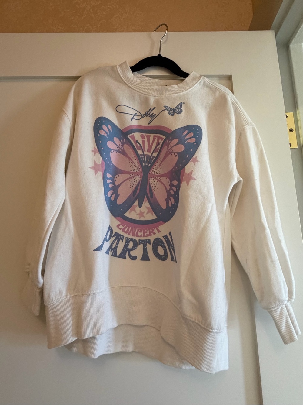 Dolly Parton White Butterfly Graphic Crewneck Sweatshirt